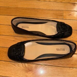 Michael Kors Flats with Metal ‘MK’ Emblem|Size:8